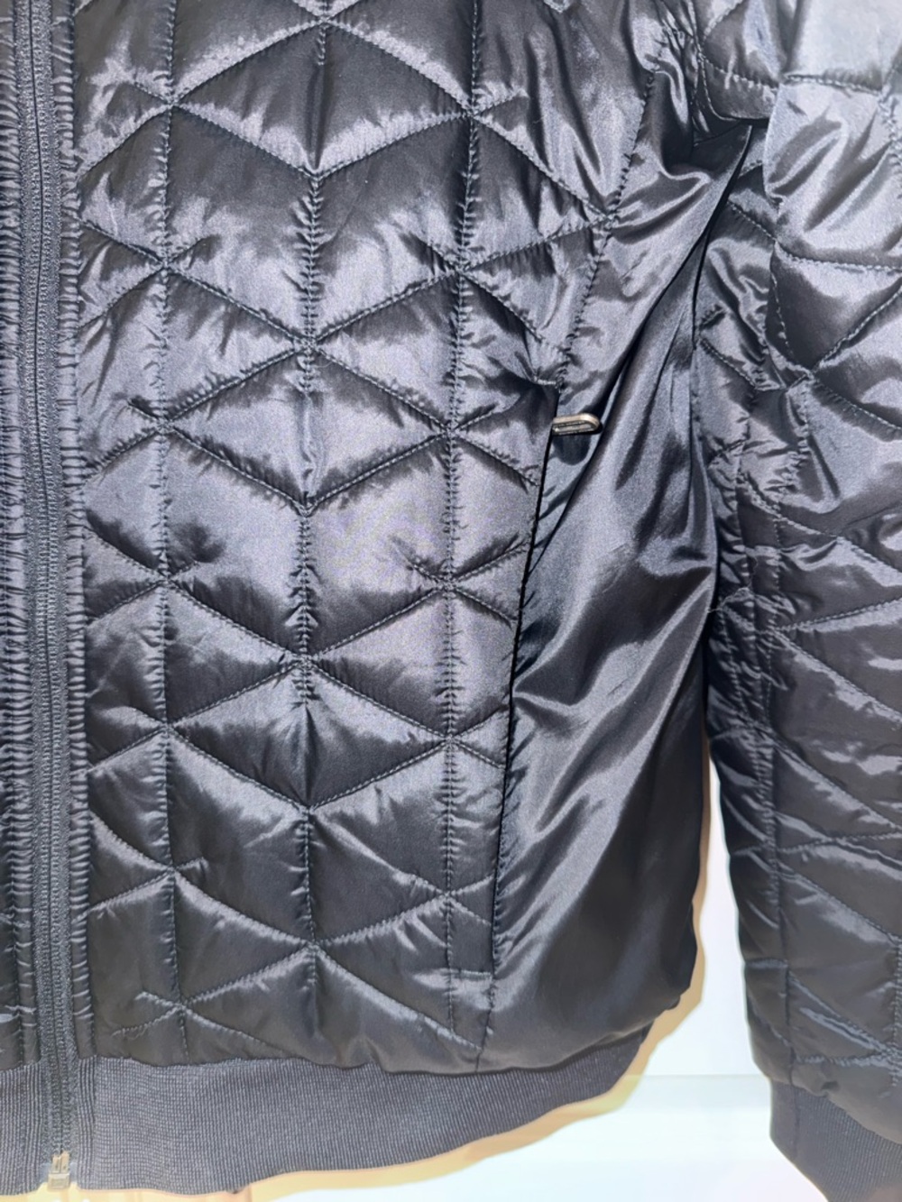 Under Armour quilted jacket Medium Pre-Owned - Picture 3 of 8